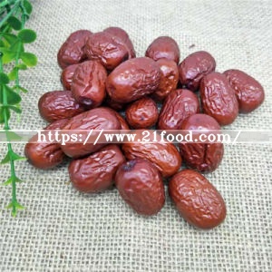 Chinese Red Dates with Walnut Kernels Jujube with Walnuts Kernels Jujube Snacks