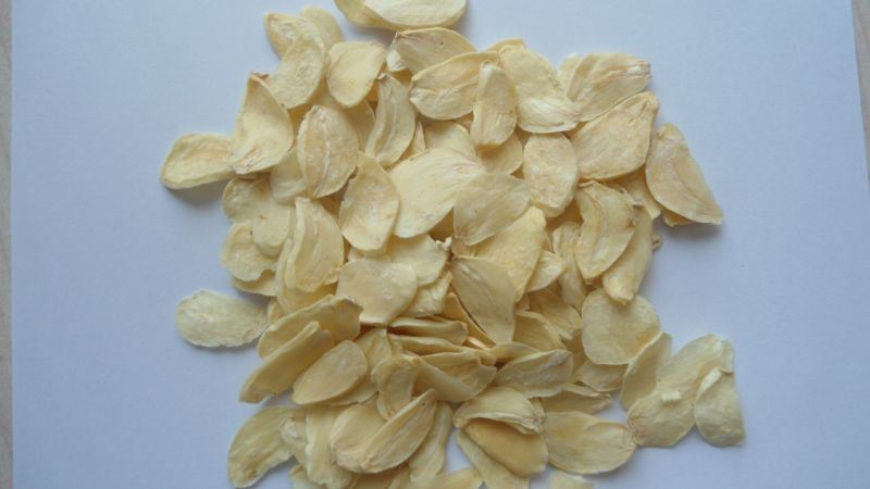 New Crop Good Quality Export Dehydrated Garlic Flakes