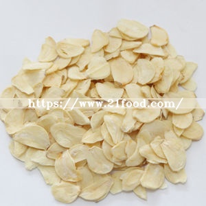 China New Crop Dehydrated Garlic Flakes