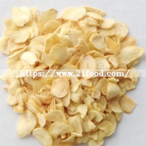 China New Crop Dehydrated Garlic Flakes
