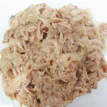 new product CANNED  TUNA  LITTLE FLAKES WITH RED MEAT IN OIL, SUPER CHEAP PRICE