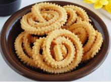 Arumbu Murukku