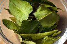 DRIED LIME LEAVES