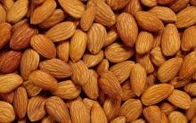 Dried Almond Nut