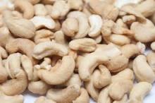 Cashew Nuts W210