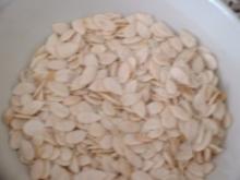 Egusi seeds/ peeled and ground melon seeds- egusi Compare peeled and ground melo