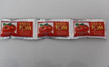 tomato paste in pouch