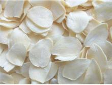 dried  sliced   garlic 