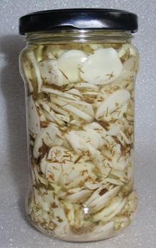 canned garlic flakes with herbs/special taste garlic/  pickled  garlic/  pickled   vegetables 