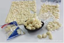 fresh peeled garlic