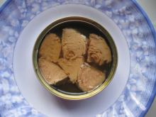 Canned tuna in water