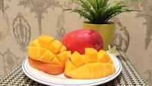 Fresh apple mango (Irwin Mango)
