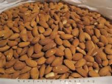  High   Quality   Almond   Nuts 