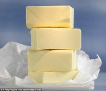 UNSALTED BUTTER 82% AND MOZZARELLA CHEES