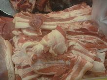 Pork side, with jowl, with front foot, without head