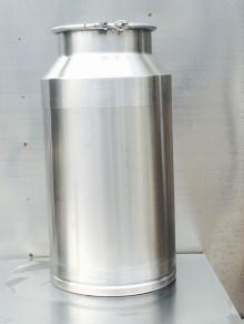 stainless steel food containers with lids and handle