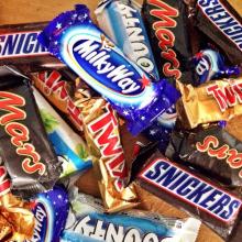 SNICKERS, MARS, BOUNTY TWIX, KITKAT ,BOUNTY - SNICKERS - MARS - TWIX CHOCOLATES