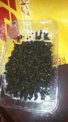 DRY BLACK PEPPER