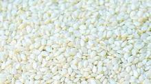 White sesame seeds