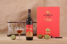 Healty kiwifruit wine