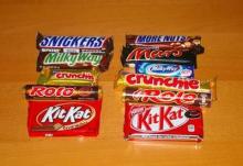kinder joy,kinder surprise Mars, Bounty, Snickers, Kit Kat, Twix