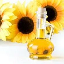 Crude sunflower seed oil