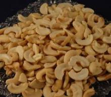 Pecan nuts whole. splits and broken pieces