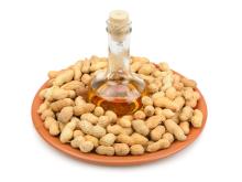  Peanut  Oil (Groundnut Oil)
