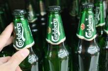 Пиво Carlsberg в банках и бутылках