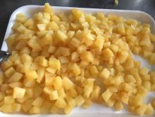  canned   apple  sliced/diced in water