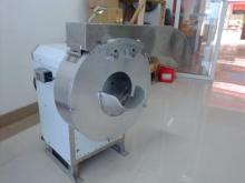 Commercial sweet potato chips cutter