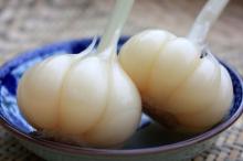 fresh sweet garlic