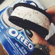 oreo sandwhich