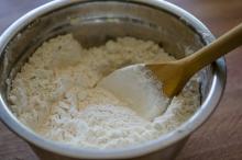 wheat flour for bread/ bread flour in 25 kg bags