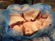 FROZEN PORK JOWL, RINDLESS AND RIND ON