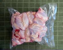 Halal Grade chicken wings , whole chicken , chicken feet