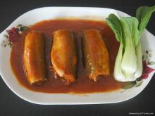 canned mackeral in tomato sauce