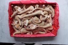 Pork short tails