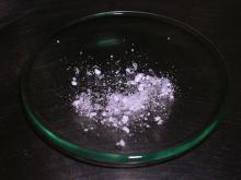 Thymol 