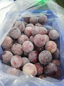 Frozen passion fruit whole