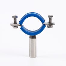 Pipe  holder  with plastic