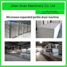 Microwave oven machine for drying expanded perlite board