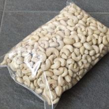 Raw Cashew Nuts / Wholesale Price Cashews