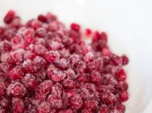 Frozen pomegranate